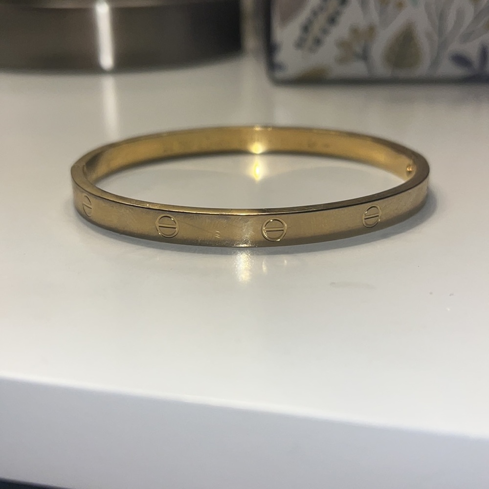 Gold Braclet